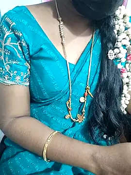 Snapshot of lolida69thamil chatting on 02-21-26, 06:58 lolida69thamil online show from 02-21-26, 06:58