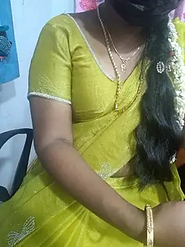 Snapshot of lolida69thamil chatting on 03-16-26, 10:52 lolida69thamil online show from 03-16-26, 10:52