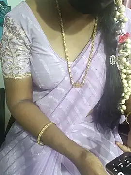 Snapshot of lolida69thamil chatting on 03-21-26, 11:48 lolida69thamil online show from 03-21-26, 11:48