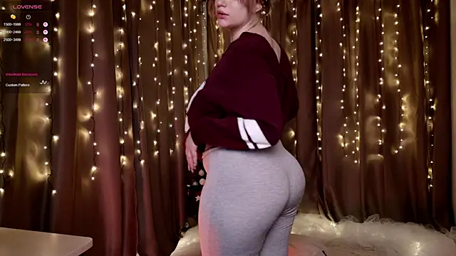 Morvelyn online show from 12-19-25, 02:24