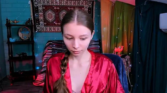 JulieDaniel online show from 04-16-26, 08:15