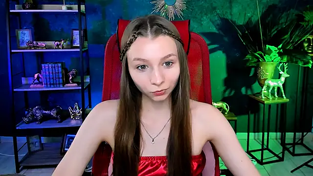 JulieDaniel online show from 05-25-26, 08:20