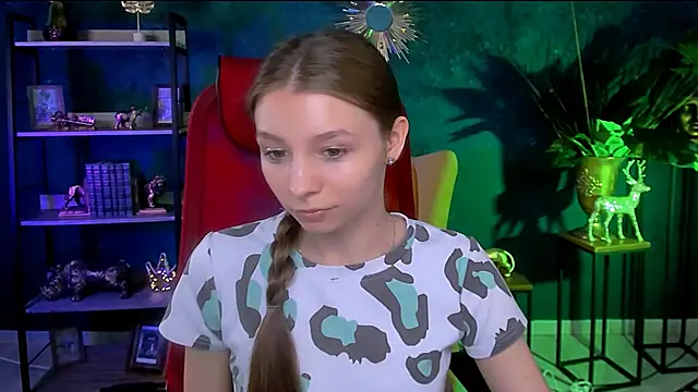 JulieDaniel online show from 05-27-26, 04:20