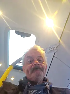 Snapshot of Fonse1860 chatting on 09-26-25, 08:40 Fonse1860 online show from 09-26-25, 08:40