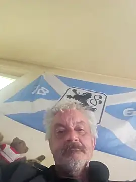 Snapshot of Fonse1860 chatting on 10-08-25, 08:56 Fonse1860 online show from 10-08-25, 08:56