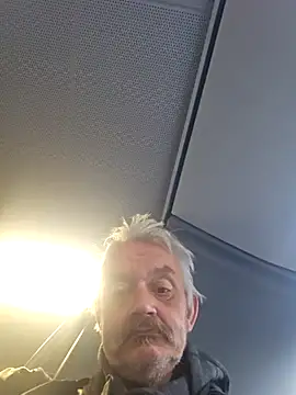 Snapshot of Fonse1860 chatting on 10-22-25, 08:25 Fonse1860 online show from 10-22-25, 08:25