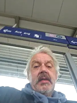 Snapshot of Fonse1860 chatting on 11-21-25, 09:41 Fonse1860 online show from 11-21-25, 09:41