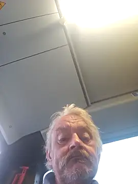 Snapshot of Fonse1860 chatting on 11-25-25, 09:31 Fonse1860 online show from 11-25-25, 09:31