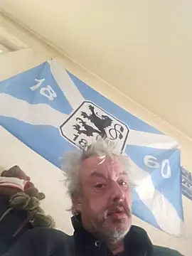 Snapshot of Fonse1860 chatting on 11-30-25, 07:56 Fonse1860 online show from 11-30-25, 07:56