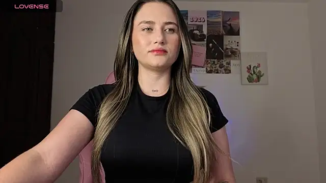 Veronika  Winslow  online show from 04-24-26, 06:27