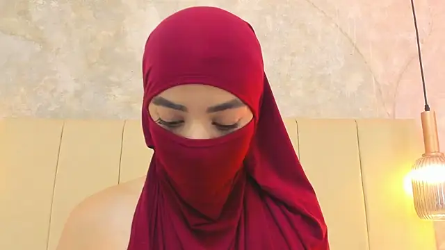 nayiraa  online show from 04-27-26, 11:41