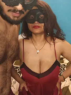 Snapshot of sexy42couple chatting on 06-29-26, 11:49 sexy42couple online show from 06-29-26, 11:49