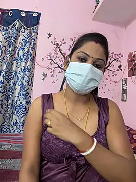 Lovlycouple1 online show from 02-02-26, 05:44