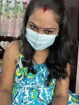 Lovlycouple1 online show from 02-10-26, 02:59