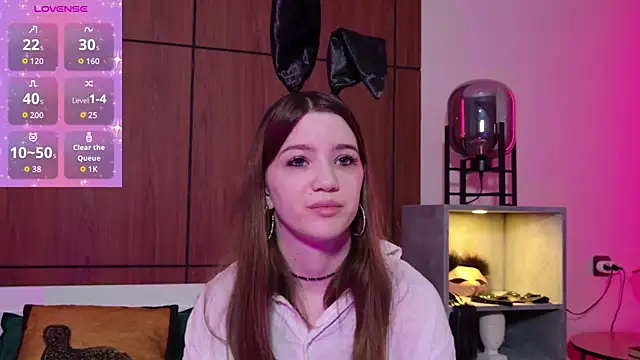 Alison kisss online show from 04-03-26, 05:33