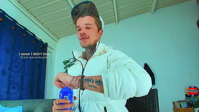 Snapshot of Gold_Loyal77 chatting on 09-18-25, 09:50 Gold Loyal77 online show from 09-18-25, 09:50