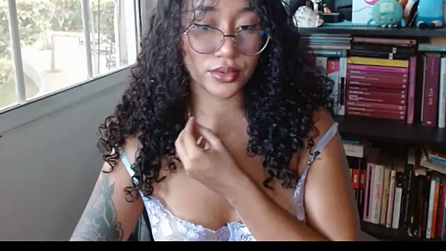 clitia xx online show from 12-04-25, 10:07