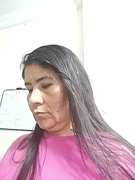 kiraGeiner online show from 09-30-25, 10:59