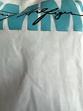 sharon-Hanna online show from 09-24-25, 03:32