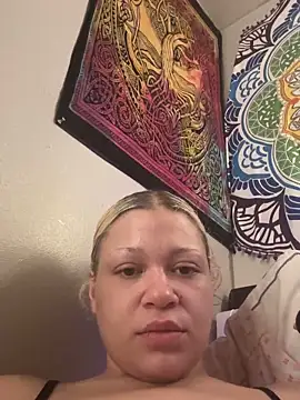 thatgurlred online show from 02-11-26, 06:07