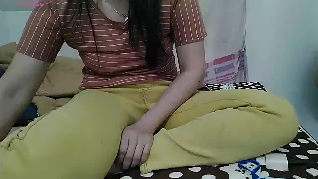 Owe chan online show from 11-26-25, 09:32