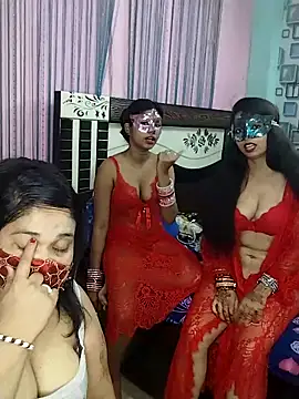 Snapshot of Sexy_anaamika chatting on 10-12-25, 07:07 Sexy anaamika online show from 10-12-25, 07:07
