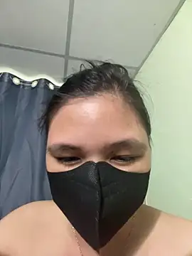 Nanaly99 online show from 11-18-25, 03:16