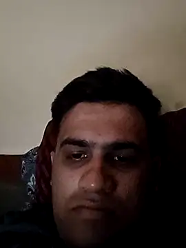 Snapshot of nareshrddd5 chatting on 10-18-25, 11:33 nareshrddd5 online show from 10-18-25, 11:33