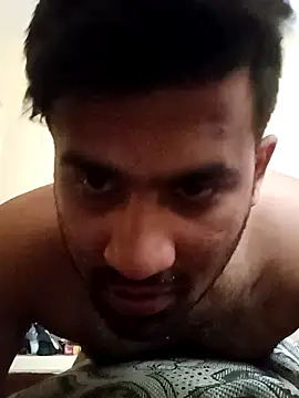 Snapshot of nareshrddd5 chatting on 10-26-25, 07:03 nareshrddd5 online show from 10-26-25, 07:03