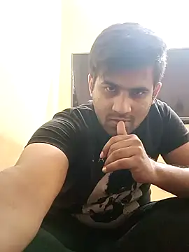 Snapshot of nareshrddd5 chatting on 11-13-25, 04:28 nareshrddd5 online show from 11-13-25, 04:28