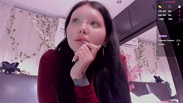 Snapshot of Lein_Bone chatting on 09-20-25, 02:07 Lein Bone online show from 09-20-25, 02:07
