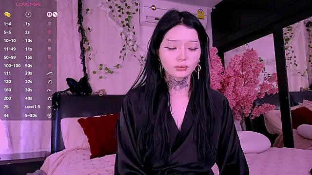 Lein Bone online show from 11-02-25, 12:24