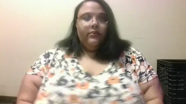 Snapshot of SexyBBW10790 chatting on 10-31-25, 11:06 SexyBBW10790 online show from 10-31-25, 11:06