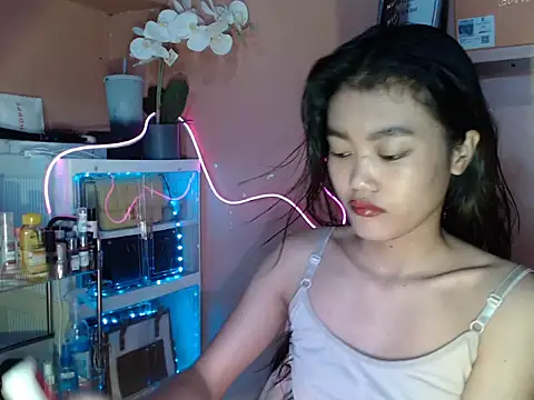 skinny gracie online show from 10-25-25, 03:36