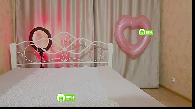 Berkova L online show from 04-22-26, 05:47