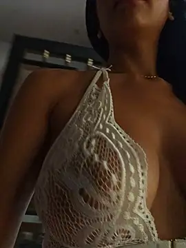 Mavi roouse  online show from 11-23-25, 12:27