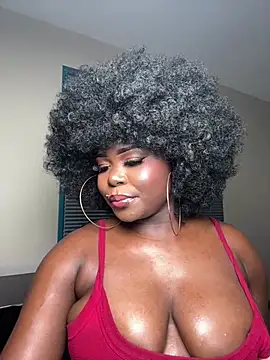 WomanNextdoor1 online show from 03-20-26, 08:41