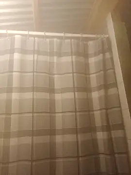 Snapshot of ShawnandDani7074 chatting on 01-08-26, 02:08 ShawnandDani7074 online show from 01-08-26, 02:08