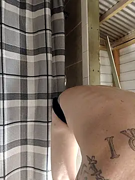 Snapshot of ShawnandDani7074 chatting on 02-11-26, 07:08 ShawnandDani7074 online show from 02-11-26, 07:08