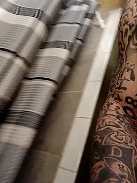 Snapshot of ShawnandDani7074 chatting on 03-01-26, 12:12 ShawnandDani7074 online show from 03-01-26, 12:12