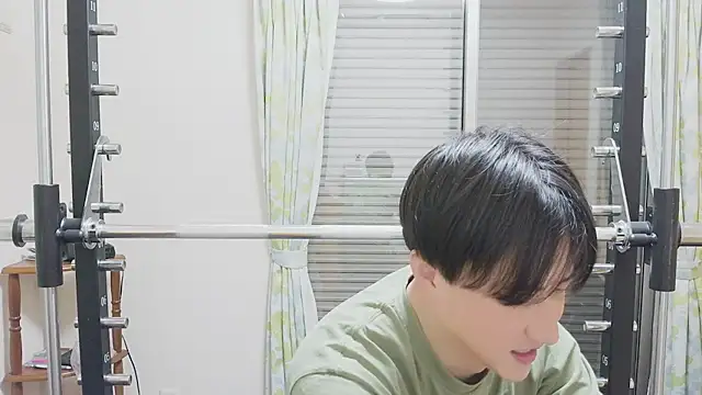 Snapshot of oyu_kun chatting on 02-08-26, 09:56 oyu kun online show from 02-08-26, 09:56