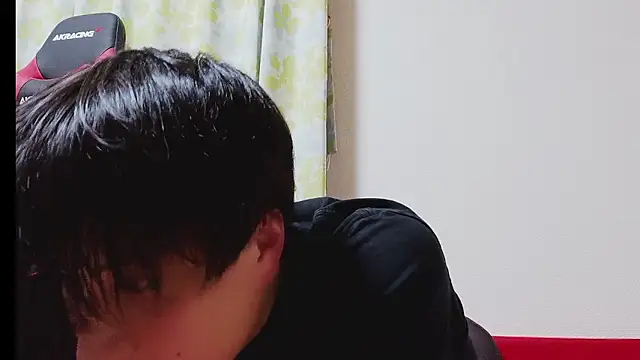 Snapshot of oyu_kun chatting on 02-24-26, 10:35 oyu kun online show from 02-24-26, 10:35