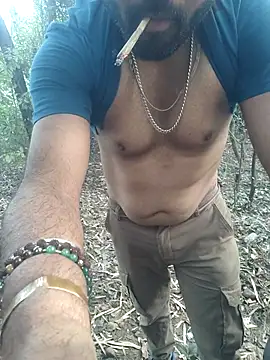 Snapshot of Aeroxx chatting on 01-06-26, 05:11 Aeroxx online show from 01-06-26, 05:11