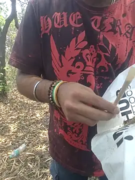 Snapshot of Aeroxx chatting on 03-18-26, 05:43 Aeroxx online show from 03-18-26, 05:43