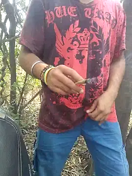 Snapshot of Aeroxx chatting on 03-26-26, 05:35 Aeroxx online show from 03-26-26, 05:35