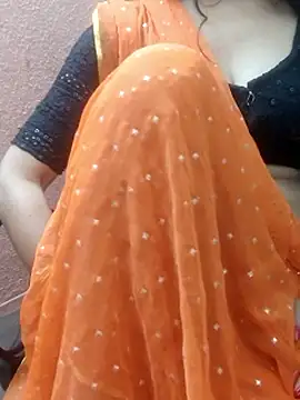 Hot-rima online show from 02-15-26, 07:51