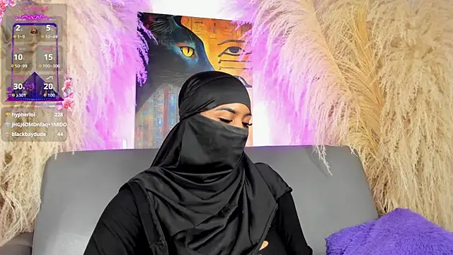 Snapshot of yasmin_elite chatting on 09-27-25, 09:25 yasmin elite online show from 09-27-25, 09:25