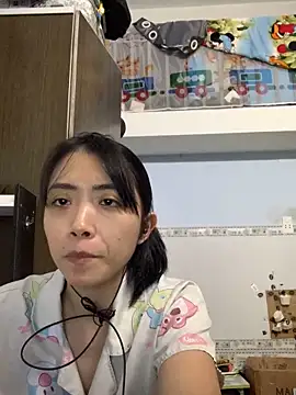 Minee1202 online show from 10-15-25, 07:41