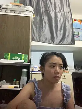 Minee1202 online show from 12-19-25, 06:20