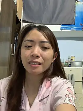 Snapshot of Minee1202 chatting on 05-08-26, 12:49 Minee1202 online show from 05-08-26, 12:49